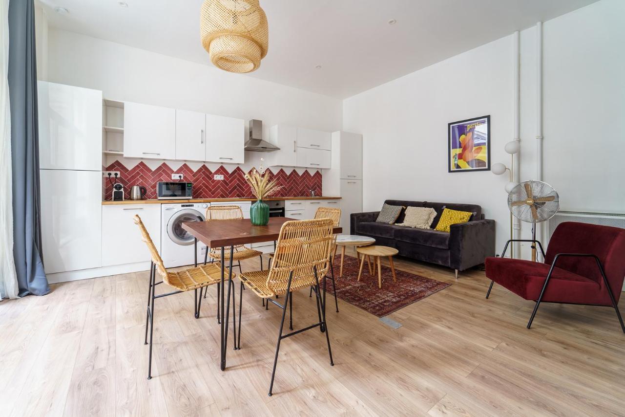 Parisuites Central Canal Saint Martin Chic & Design & Cosy Экстерьер фото